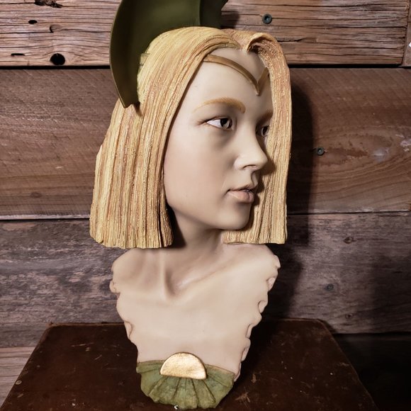 Flambro  USA 4 Seasons Spring Elf Bust Sculpture by Michael Talbot - Picture 7 of 9